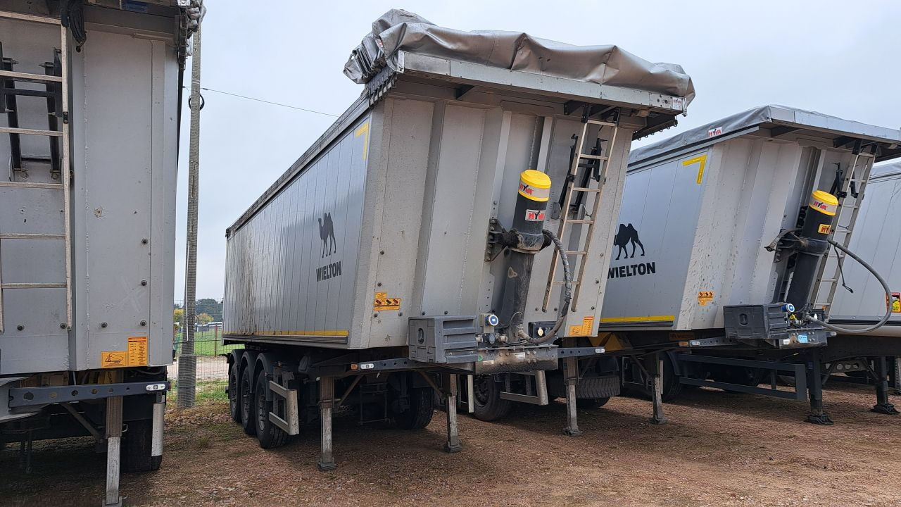 WIELTON NW-3 / weight 6.2 t / capacity 38m3 / Electrically folded roof / Teflon / 20 units, 2022 - Tipper semi-trailer: picture 1 WIELTON NW-3 / weight 6.2 t / capacity 38m3 / Electrically folded roof / Teflon / 20 units, 2022 - Tipper semi-trailer: picture 1