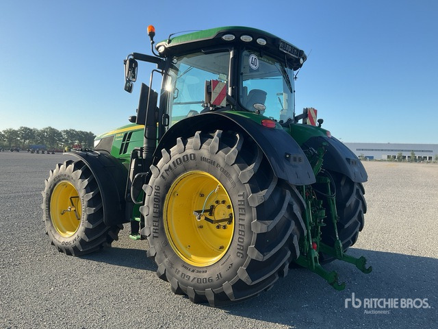 2015 John Deere 7310R 4WD Tractor - Farm tractor: picture 3 2015 John Deere 7310R 4WD Tractor - Farm tractor: picture 3