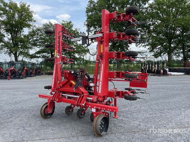 2021 Horsch Transformer 6VF 6 m 3-Point Unkrautstriegel - Soil tillage equipment: picture 2 2021 Horsch Transformer 6VF 6 m 3-Point Unkrautstriegel - Soil tillage equipment: picture 2