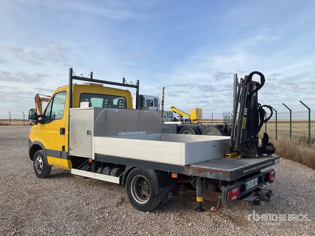 2013 Iveco 40C14G 1994 Hiab 015 1200 kg Straight ... Flatbed Truck with Crane - Dropside/ Flatbed truck: picture 3 2013 Iveco 40C14G 1994 Hiab 015 1200 kg Straight ... Flatbed Truck with Crane - Dropside/ Flatbed truck: picture 3