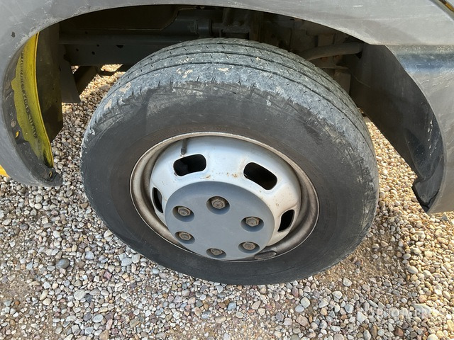 2013 Iveco 40C14G 1994 Hiab 015 1200 kg Straight ... Flatbed Truck with Crane - Dropside/ Flatbed truck: picture 5 2013 Iveco 40C14G 1994 Hiab 015 1200 kg Straight ... Flatbed Truck with Crane - Dropside/ Flatbed truck: picture 5