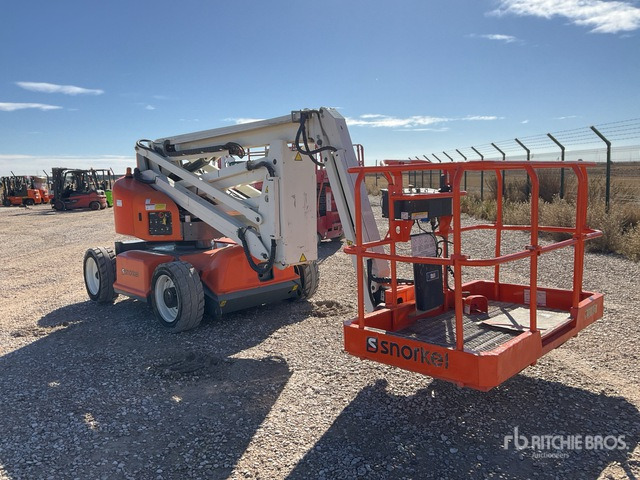 2016 Snorkel A46JE 2WD Electric Articulating Boom Lift - Articulated boom: picture 3 2016 Snorkel A46JE 2WD Electric Articulating Boom Lift - Articulated boom: picture 3