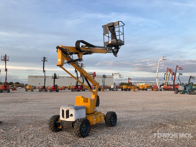 2019 Nifty-Lift HR12D 4WD Diesel Articulating Boom Lift - Articulated boom: picture 2 2019 Nifty-Lift HR12D 4WD Diesel Articulating Boom Lift - Articulated boom: picture 2
