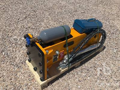 TOFT TOFT530 (Unused) - Hydraulic hammer: picture 4 TOFT TOFT530 (Unused) - Hydraulic hammer: picture 4