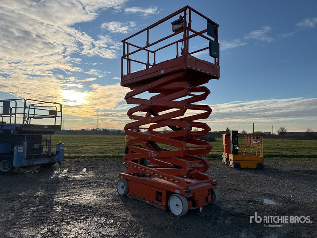 2016 Skyjack SJIII4740 Electric Scissor Lift - Scissor lift: picture 3 2016 Skyjack SJIII4740 Electric Scissor Lift - Scissor lift: picture 3