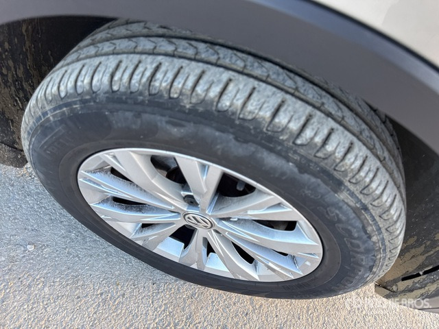 2016 Volkswagen Tiguan SUV - SUV: picture 5 2016 Volkswagen Tiguan SUV - SUV: picture 5