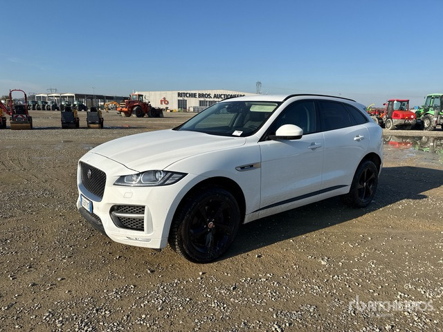 2018 Jaguar F-Pace 2.0d I4 132KW R-SPORT AWD SUV - SUV: picture 2 2018 Jaguar F-Pace 2.0d I4 132KW R-SPORT AWD SUV - SUV: picture 2