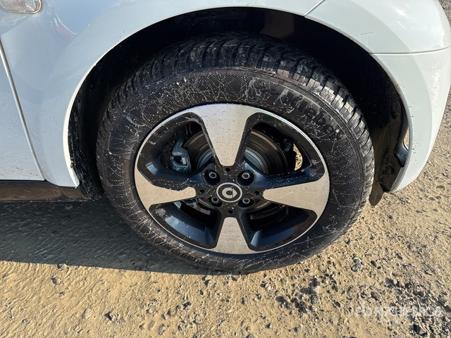 2020 SMART Fortwo COUP EQ 60KW PASSION Automobile - Car: picture 4 2020 SMART Fortwo COUP EQ 60KW PASSION Automobile - Car: picture 4