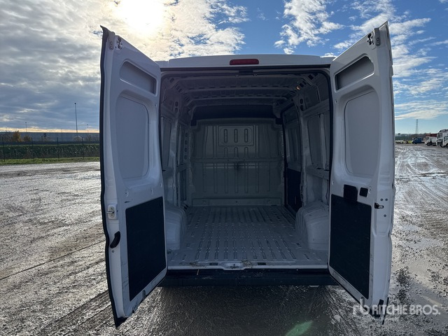 2021 Fiat Ducato MH2 2.3 MULTIJET 120 CV E6D-TEMP Van Truck - Box truck: picture 4 2021 Fiat Ducato MH2 2.3 MULTIJET 120 CV E6D-TEMP Van Truck - Box truck: picture 4