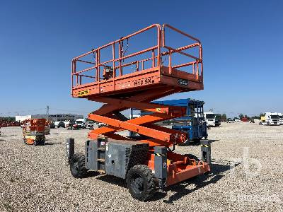 HAULOTTE H12SX Diesel - Scissor lift: picture 3 HAULOTTE H12SX Diesel - Scissor lift: picture 3