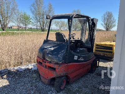 LINDE E25-02 2500 kg - Electric forklift: picture 4 LINDE E25-02 2500 kg - Electric forklift: picture 4