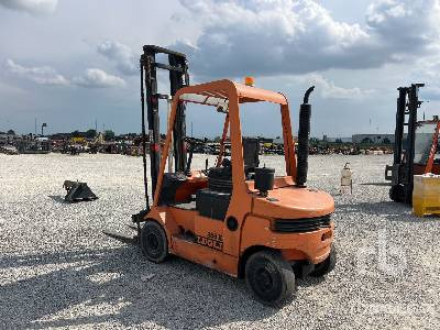 LUGLI 255E (Inoperable) - Forklift: picture 3 LUGLI 255E (Inoperable) - Forklift: picture 3