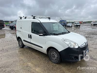 OPEL COMBO - Box truck: picture 5 OPEL COMBO - Box truck: picture 5