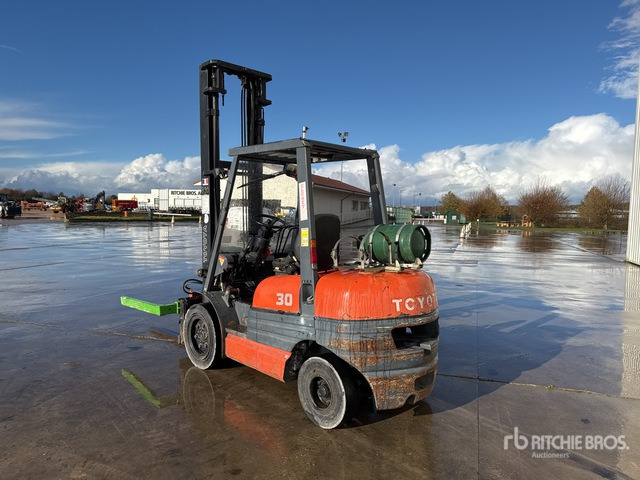 1997 Toyota 30 2450 kg Chariot Elevateur Forklift - Forklift: picture 2 1997 Toyota 30 2450 kg Chariot Elevateur Forklift - Forklift: picture 2