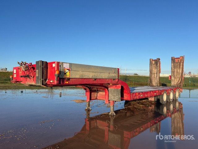 2002 Robuste Kaiser S5703P Tri/A Semi-Remorque Porte-Engin ... Lowboy Trailer - Low loader semi-trailer: picture 1 2002 Robuste Kaiser S5703P Tri/A Semi-Remorque Porte-Engin ... Lowboy Trailer - Low loader semi-trailer: picture 1