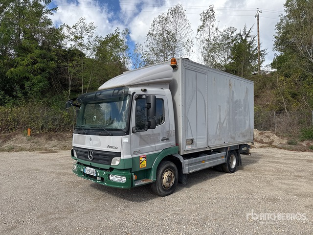 2008 Mercedes-Benz Atego 918 4x2 Camion Atelier Service Truck - Box truck: picture 1 2008 Mercedes-Benz Atego 918 4x2 Camion Atelier Service Truck - Box truck: picture 1