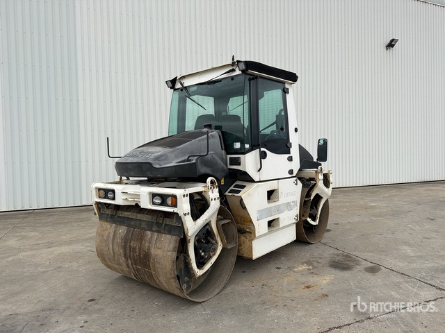 2011 Bomag BW154AP-AM Compacteur Vibrant Tandem Double Drum Roller - Road roller: picture 2 2011 Bomag BW154AP-AM Compacteur Vibrant Tandem Double Drum Roller - Road roller: picture 2