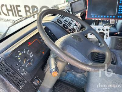 Asphalt distributor MERCEDES ATEGO 2533 2004 Rincheval BIR 5000 L on 6x2: picture 12