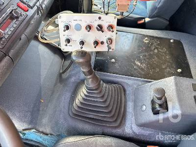 Asphalt distributor MERCEDES ATEGO 2533 2004 Rincheval BIR 5000 L on 6x2: picture 13