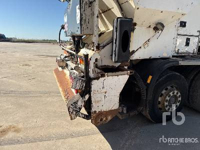Asphalt distributor MERCEDES ATEGO 2533 2004 Rincheval BIR 5000 L on 6x2: picture 31