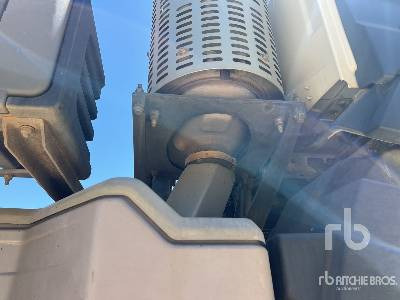 Tipper RENAULT C430 8x4 Camion Benne: picture 39