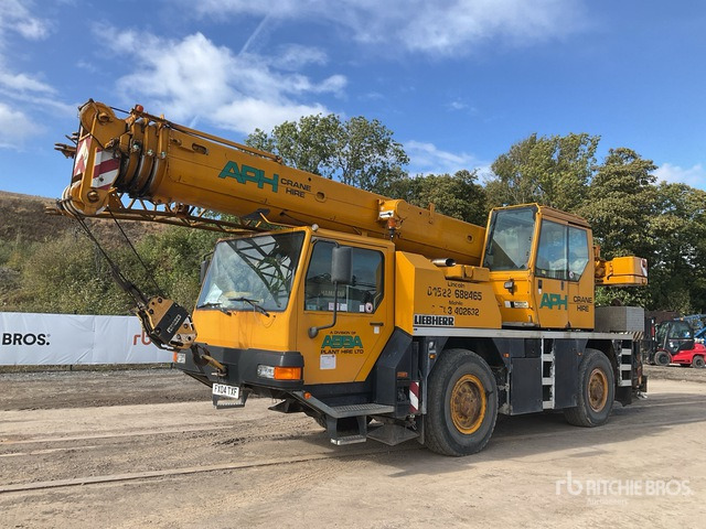 2004 Liebherr LTM1030-2 4x4x4 All Terrain Crane - All terrain crane: picture 4 2004 Liebherr LTM1030-2 4x4x4 All Terrain Crane - All terrain crane: picture 4