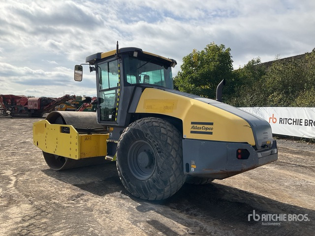 2014 Dynapac CA3500D Smooth Drum Compactor - Compactor: picture 4 2014 Dynapac CA3500D Smooth Drum Compactor - Compactor: picture 4
