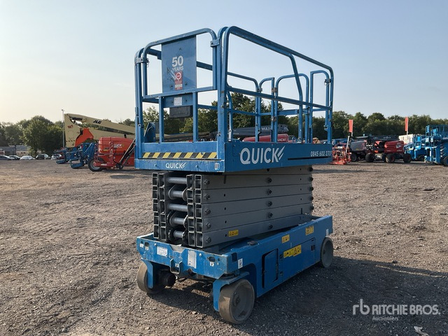 2017 Genie GS-4047 Electric Scissor Lift - Scissor lift: picture 3 2017 Genie GS-4047 Electric Scissor Lift - Scissor lift: picture 3