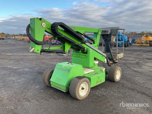 2017 Nifty-Lift HR12NDE 2WD Diesel Articulating Boom Lift - Articulated boom: picture 3 2017 Nifty-Lift HR12NDE 2WD Diesel Articulating Boom Lift - Articulated boom: picture 3