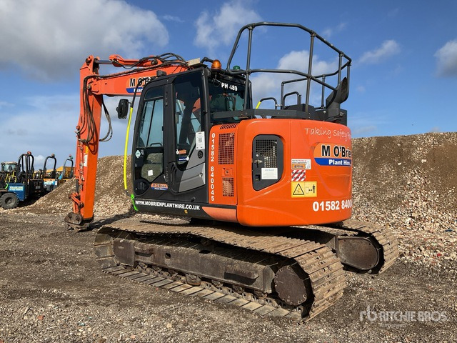 2018 Hitachi ZX135US-6 Tracked Excavator - Crawler excavator: picture 4 2018 Hitachi ZX135US-6 Tracked Excavator - Crawler excavator: picture 4