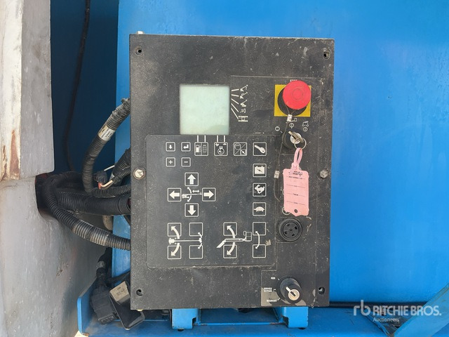 2002 Genie S125 4WD Diesel Telescopic Boom Lift - Telescopic boom: picture 5 2002 Genie S125 4WD Diesel Telescopic Boom Lift - Telescopic boom: picture 5