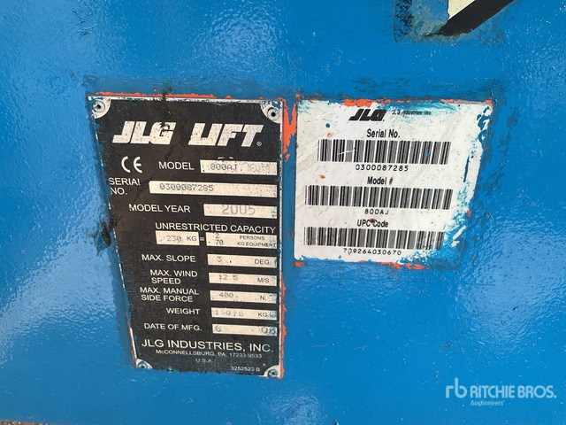 2005 JLG 800AJ 4WD Diesel Articulating Boom Lift - Articulated boom: picture 2 2005 JLG 800AJ 4WD Diesel Articulating Boom Lift - Articulated boom: picture 2