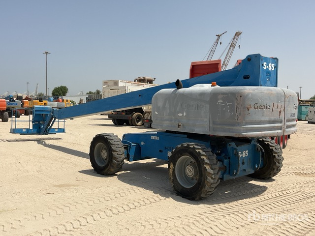 2006 Genie S85 4WD Diesel Telescopic Boom Lift - Telescopic boom: picture 3 2006 Genie S85 4WD Diesel Telescopic Boom Lift - Telescopic boom: picture 3