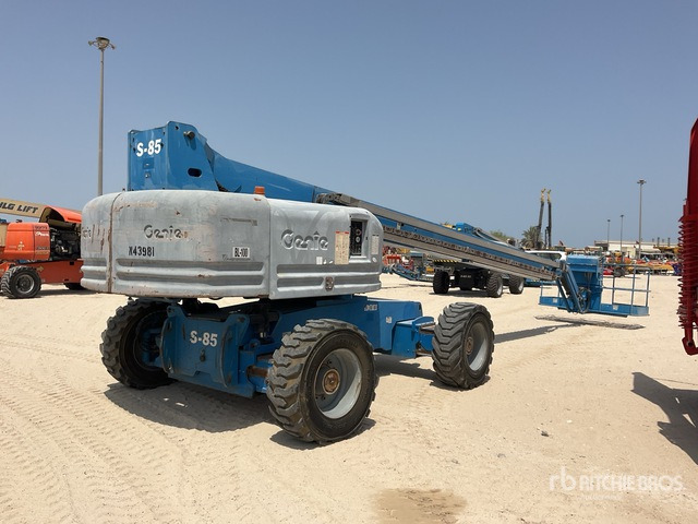 2006 Genie S85 4WD Diesel Telescopic Boom Lift - Telescopic boom: picture 4 2006 Genie S85 4WD Diesel Telescopic Boom Lift - Telescopic boom: picture 4