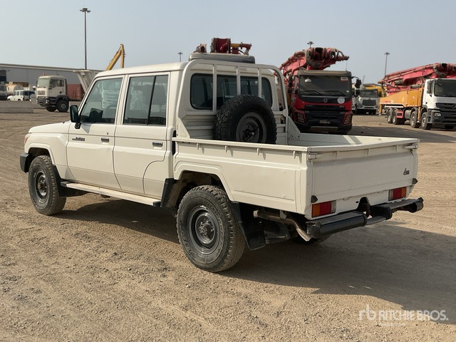 2016 Toyota Land Cruiser 79L 4x4 Crew Cab Pickup - Pickup truck: picture 3 2016 Toyota Land Cruiser 79L 4x4 Crew Cab Pickup - Pickup truck: picture 3