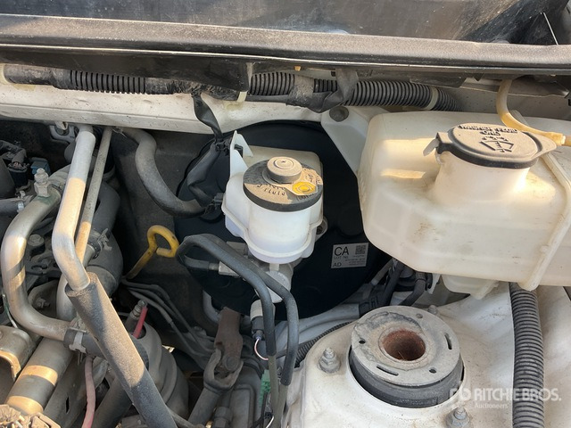 2017 Toyota Avanza Minivan - Car: picture 4 2017 Toyota Avanza Minivan - Car: picture 4