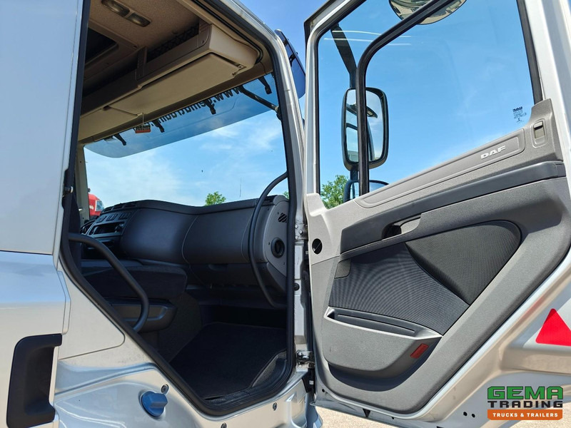 Curtainsider truck DAF CF 400 FAN 6x2/4 SpaceCab Euro6A - Schuifzeilenbak 7.7m + Laadklep 2000kg - HH Vloer - AanhangerKoppeling: picture 12 Curtainsider truck DAF CF 400 FAN 6x2/4 SpaceCab Euro6A - Schuifzeilenbak 7.7m + Laadklep 2000kg - HH Vloer - AanhangerKoppeling: picture 12