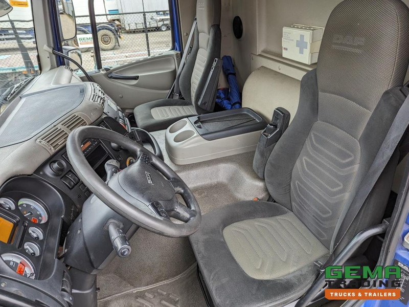 Refrigerator truck DAF FA CF65.220 4x2 Daycab Euro5 KoelVriesBak 7m + Laadklep 2000kg - FrigoBlock - Zijdeur: picture 6