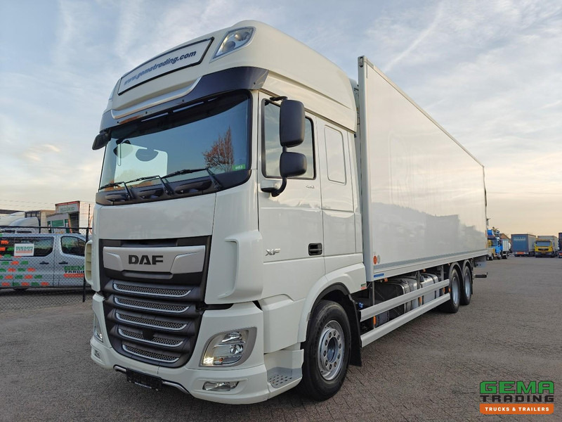 DAF XF 450 FAS 6x2 Superspacecab Euro6 - Koel-VriesBak 9.5m + Carrier Supra 1250Mt + Laadklep 2500kg - 331.000km Origineel! - Refrigerator truck: picture 1 DAF XF 450 FAS 6x2 Superspacecab Euro6 - Koel-VriesBak 9.5m + Carrier Supra 1250Mt + Laadklep 2500kg - 331.000km Origineel! - Refrigerator truck: picture 1