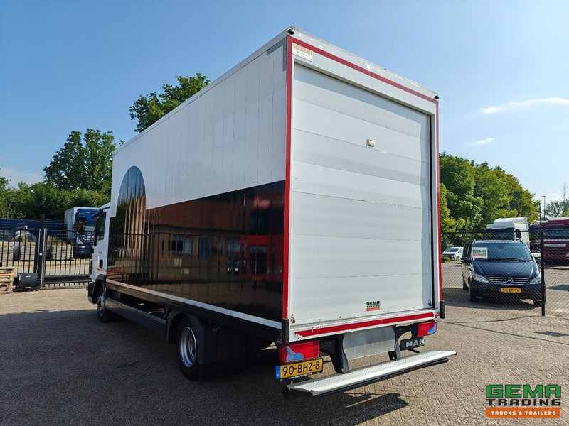 MAN TGL 7.150 4x2 Dagcab Euro6B - 7T - GeslotenBak 5.4m - Elec. Roldeur - 242.000km - 12/2025 APK - Box truck: picture 3 MAN TGL 7.150 4x2 Dagcab Euro6B - 7T - GeslotenBak 5.4m - Elec. Roldeur - 242.000km - 12/2025 APK - Box truck: picture 3