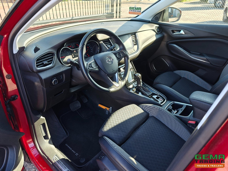 Opel Grandland X 1.5 CDTi - Euro6 BG - Automaat - 4-Seizoens Banden - NIEUWE MOTOR met 3 jaar garantie - 06/2026 APK - Car: picture 5 Opel Grandland X 1.5 CDTi - Euro6 BG - Automaat - 4-Seizoens Banden - NIEUWE MOTOR met 3 jaar garantie - 06/2026 APK - Car: picture 5