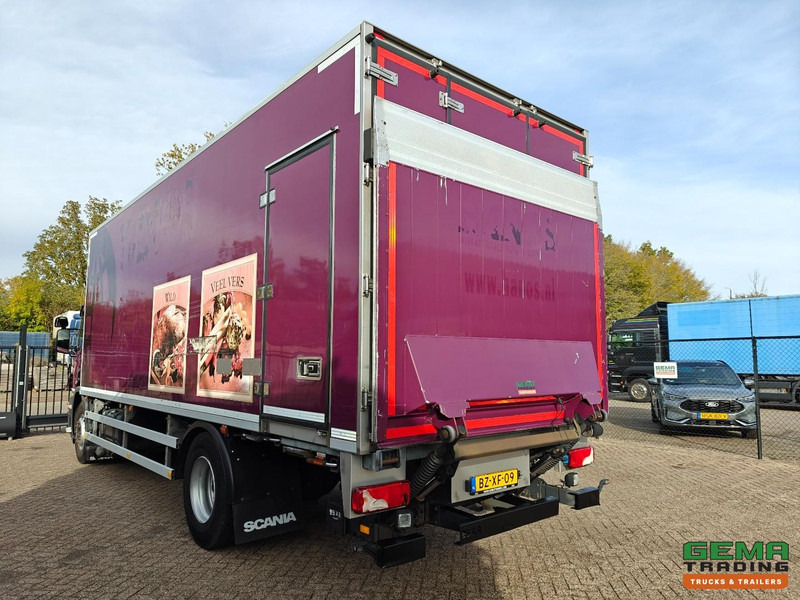 Scania P230 4x2 Dagcab Euro5 - Koel-VriesBak 7.55m + Carrier Supra 950MT + Laadklep 2000kg - Refrigerator truck: picture 4 Scania P230 4x2 Dagcab Euro5 - Koel-VriesBak 7.55m + Carrier Supra 950MT + Laadklep 2000kg - Refrigerator truck: picture 4