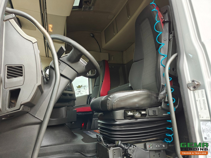 Volvo FH460 4x2 Globetrotter Euro6C - Hydrauliek - Dubbele Tanks - SMARTTacho V2 - 03/2026 APK - Tractor unit: picture 5 Volvo FH460 4x2 Globetrotter Euro6C - Hydrauliek - Dubbele Tanks - SMARTTacho V2 - 03/2026 APK - Tractor unit: picture 5