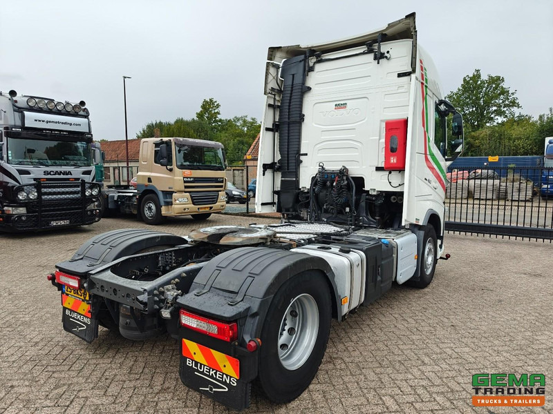 Volvo FH460 4x2 Globetrotter Euro6C - Hydrauliek - WeegSysteem - Navi - SMARTtachoV2 - 04/2026 APK - Tractor unit: picture 3 Volvo FH460 4x2 Globetrotter Euro6C - Hydrauliek - WeegSysteem - Navi - SMARTtachoV2 - 04/2026 APK - Tractor unit: picture 3