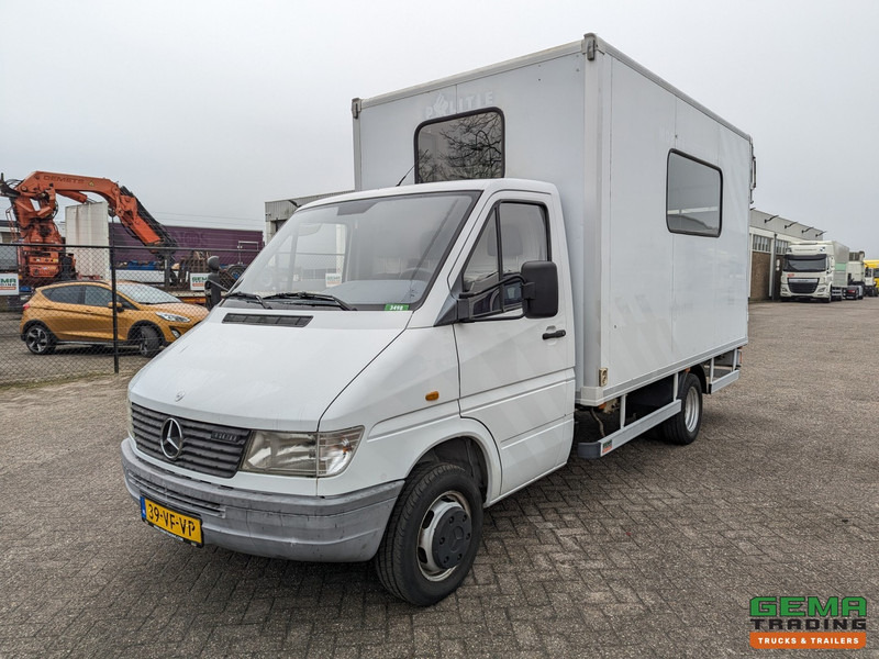 Mercedes-Benz 400-serie 410 D 4x2 Euro2 - Mobiel Kantoor - Standkachel - Hydr. Steunpoten - Eigen Accu's - 26.000KM Origineel - MARGE - Van: picture 1 Mercedes-Benz 400-serie 410 D 4x2 Euro2 - Mobiel Kantoor - Standkachel - Hydr. Steunpoten - Eigen Accu's - 26.000KM Origineel - MARGE - Van: picture 1