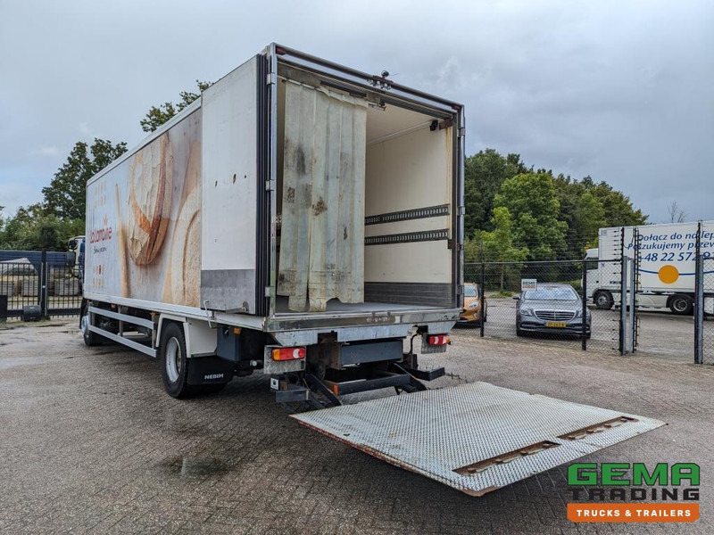 Volvo FL290 4x2 Dagcab Euro5 18T - Handgeschakeld - Koel-VriesBak 8.40M - Frigo Block - Laadklep 1500KG - Refrigerator truck: picture 4 Volvo FL290 4x2 Dagcab Euro5 18T - Handgeschakeld - Koel-VriesBak 8.40M - Frigo Block - Laadklep 1500KG - Refrigerator truck: picture 4