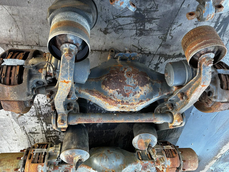 Mercedes-Benz ACTROS 3 SINGLE AXLE + 1 DAF - Rear axle: picture 5 Mercedes-Benz ACTROS 3 SINGLE AXLE + 1 DAF - Rear axle: picture 5