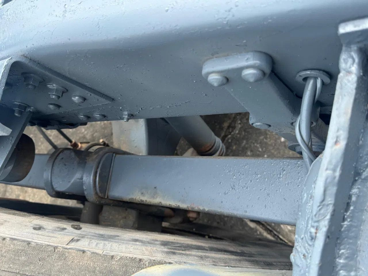 DAF 95.380 ATI 4X2 SPRING/SPRING ZF MAN GEARBOX - Tractor unit: picture 5 DAF 95.380 ATI 4X2 SPRING/SPRING ZF MAN GEARBOX - Tractor unit: picture 5