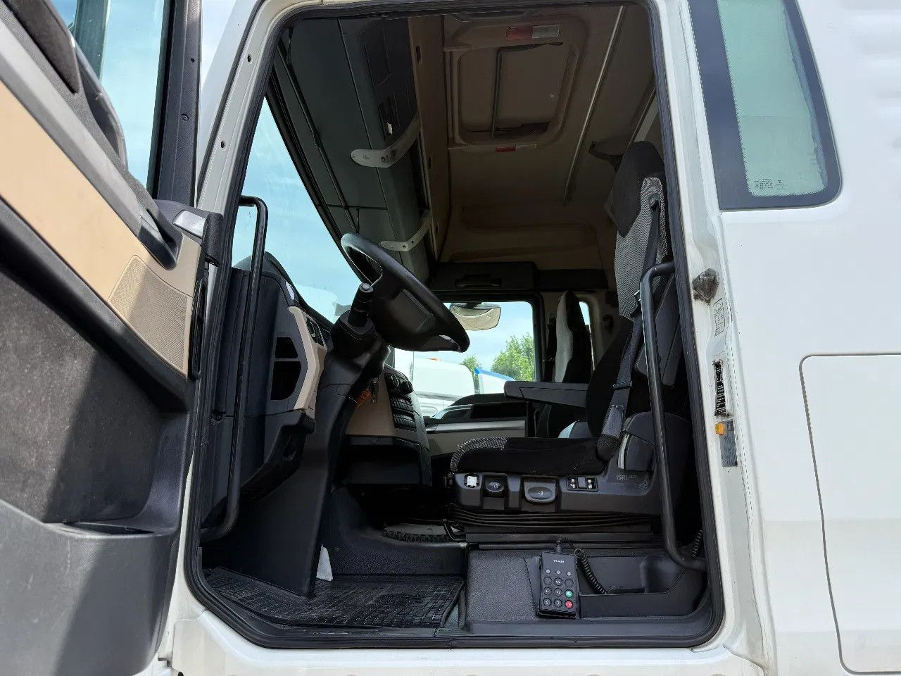 Tractor unit MAN TGX 18.460 4X2 ENGINE DEFECT Tractor-unit Spring: picture 10