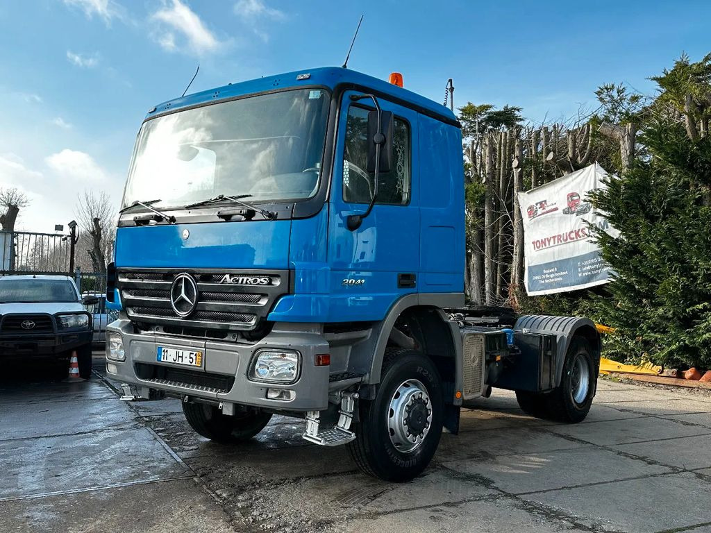 Mercedes-Benz Actros 2041 4X4 Tractor-Unit Spring/Spring Manua - Tractor unit: picture 2 Mercedes-Benz Actros 2041 4X4 Tractor-Unit Spring/Spring Manua - Tractor unit: picture 2